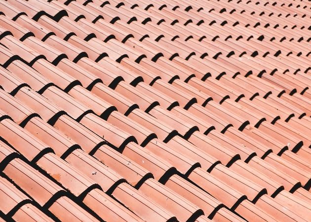 Affordable roofing materials - pros and cons