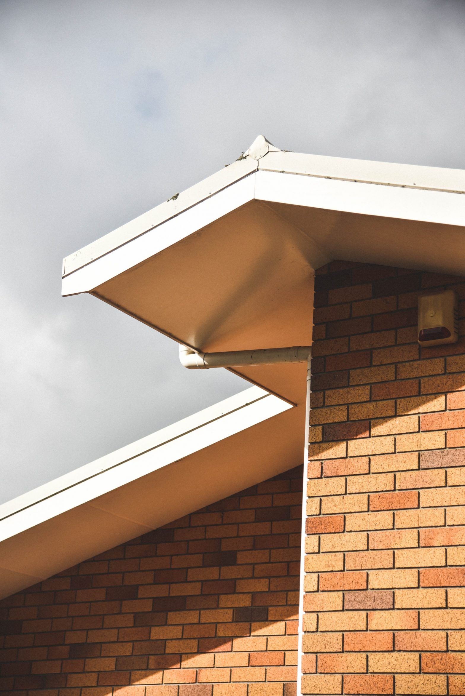 What is the cost of installing gutters?